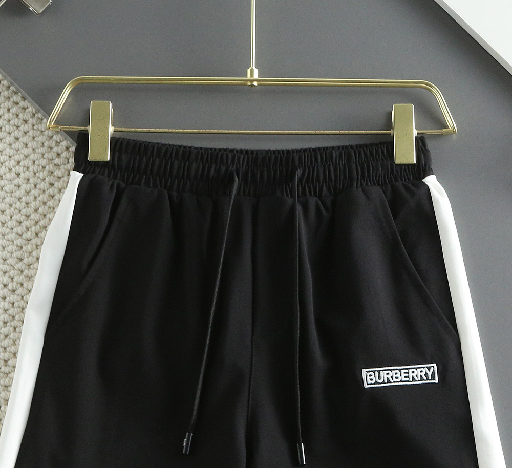 Burberry Short Pants